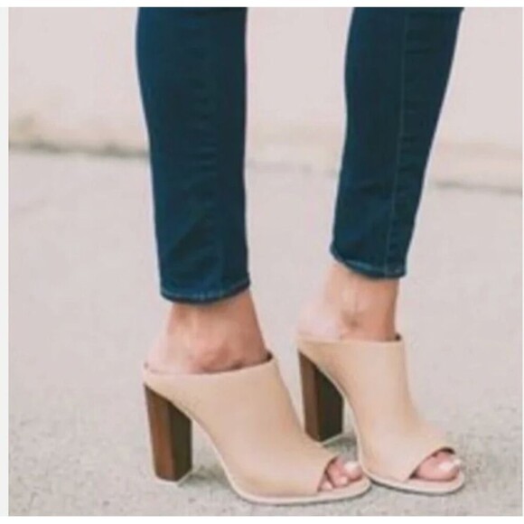Vince Allison Open Toe Leather in Nude Size 7 - Picture 1 of 9